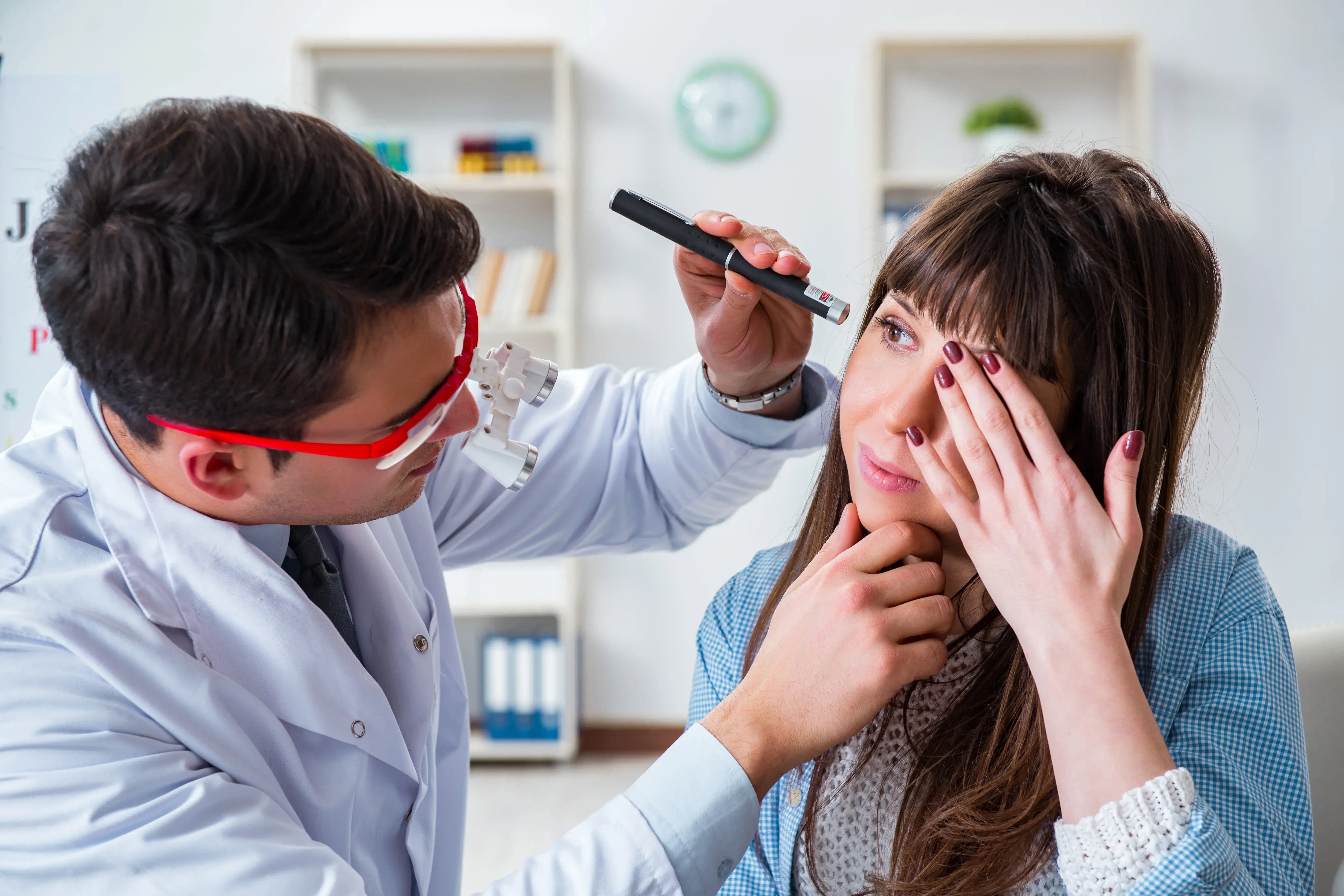 woman at eye doctor